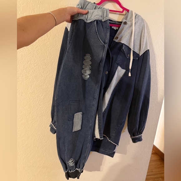 POL Set Two-Tone Denim Hoodie Jacket and Joggers - Picture 6 of 9